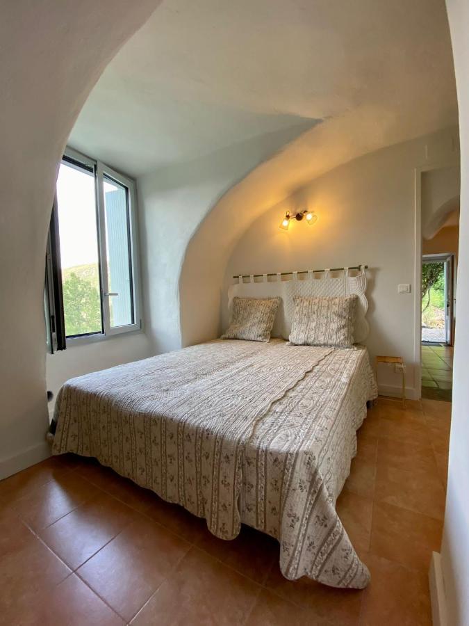 Gite En Cevennes Du Sud, Bergerie Restauree Au Rez De Jardin D'Une Bastide Avec Piscine, Vue Exceptionnelle, Authenticite Et Confort Saint-Laurent-le-Minier المظهر الخارجي الصورة