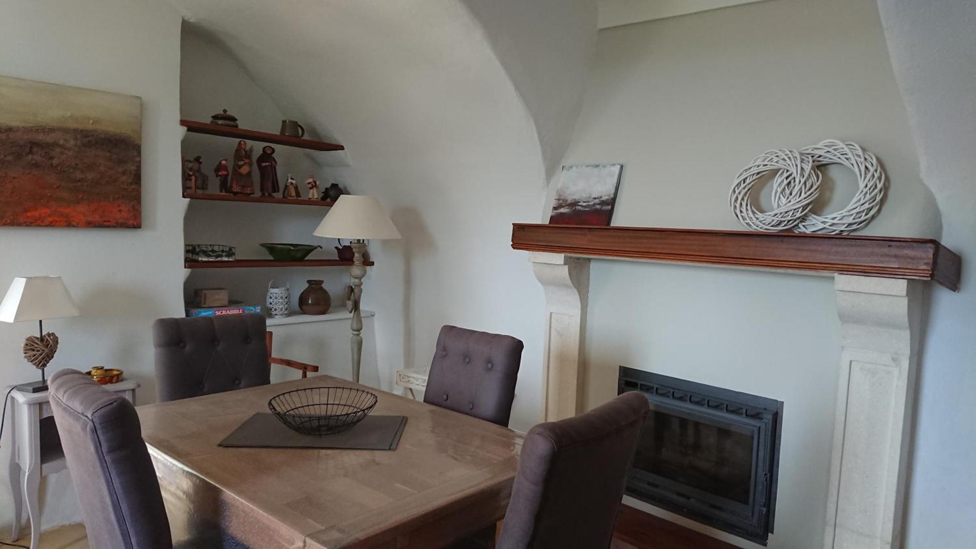 Gite En Cevennes Du Sud, Bergerie Restauree Au Rez De Jardin D'Une Bastide Avec Piscine, Vue Exceptionnelle, Authenticite Et Confort Saint-Laurent-le-Minier المظهر الخارجي الصورة
